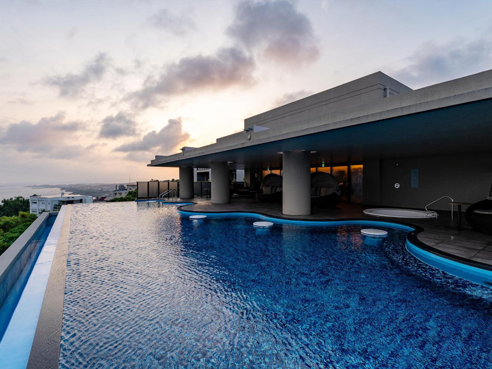 Glamday Style Okinawa Yomitan Hotel & Resort Экстерьер фото